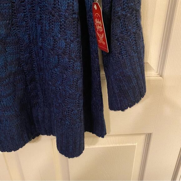 Faded Glory Women's Navy Sweater - Picture 2 of 7